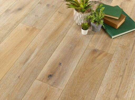 Evolve Knightsbridge, Engineered Oak Flooring, Deep Brushed & White Oiled, 190x15x1900 mm.